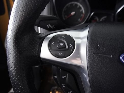 Used 2013 Ford Focus ST FWD image 15