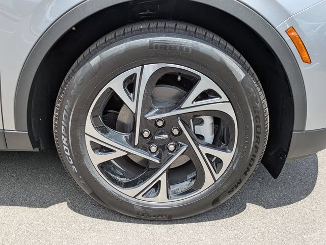 New 2026 Lincoln Nautilus Premier AWD/4WD image 11