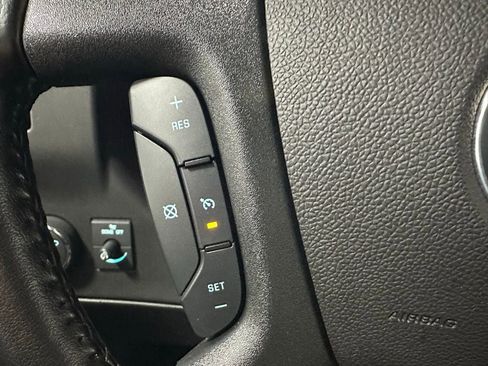 Used 2022 Chevrolet Express 3500 w/ Power Convenience Package image 20