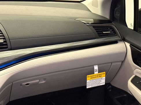 New 2026 Honda Odyssey Elite image 16