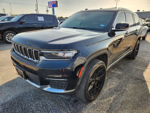 Used 2021 Jeep Grand Cherokee L Limited RWD image 3