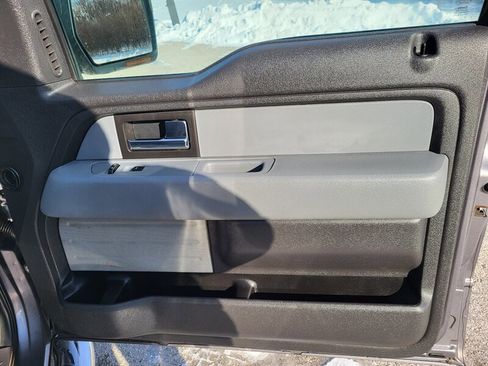 Used 2013 Ford F150 XLT w/ XLT Chrome Pkg image 26