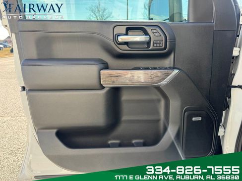 Used 2020 Chevrolet Silverado 2500 LTZ w/ LTZ Premium Package image 28