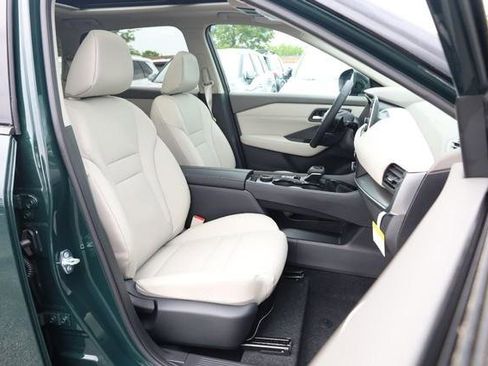 New 2026 Nissan Rogue SV AWD/4WD image 26