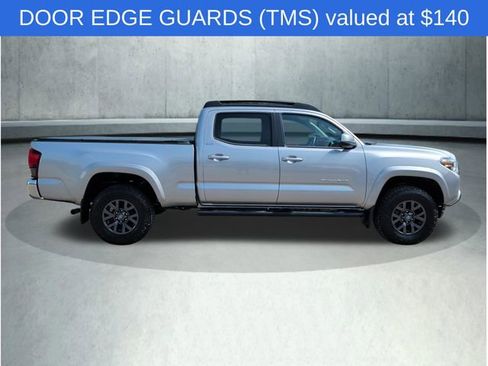Used 2021 Toyota Tacoma SR5 AWD/4WD image 8