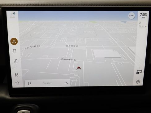 Used 2025 Land Rover Defender 110 S image 10