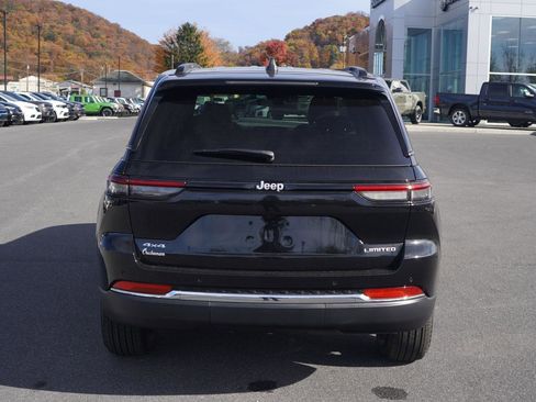 New 2025 Jeep Grand Cherokee Limited w/ Trailer Tow Package image 9
