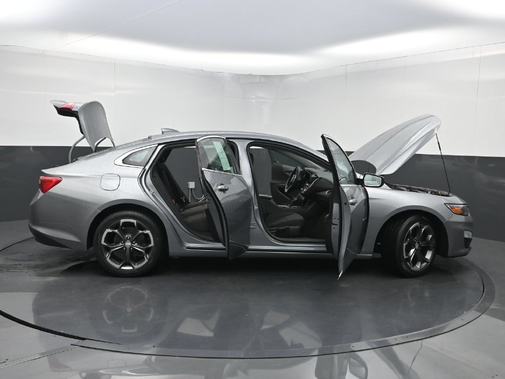 Used 2023 Chevrolet Malibu LT FWD image 31
