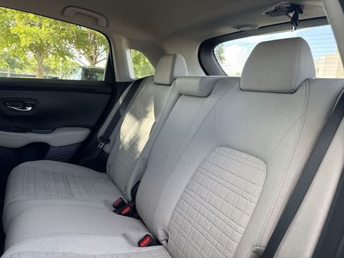 Used 2023 Honda HR-V LX image 22