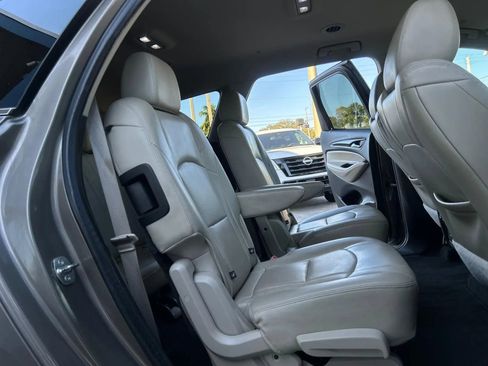 Used 2020 Buick Enclave Essence FWD image 21