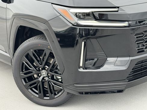 New 2026 Toyota RAV4 XSE AWD/4WD image 10