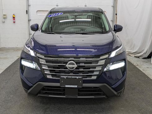 Used 2024 Nissan Rogue SV image 13