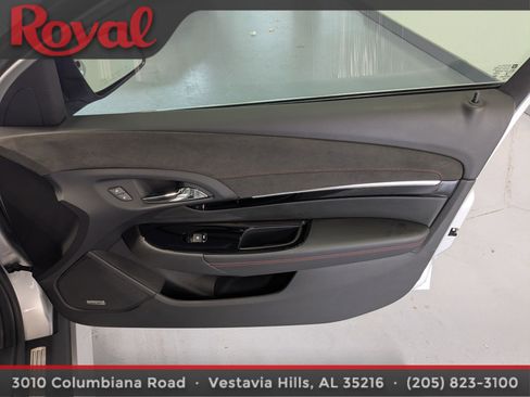 Used 2016 Chevrolet SS RWD image 7