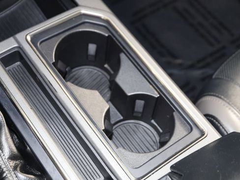 Used 2017 Ford F150 Raptor w/ Equipment Group 801A Mid image 32