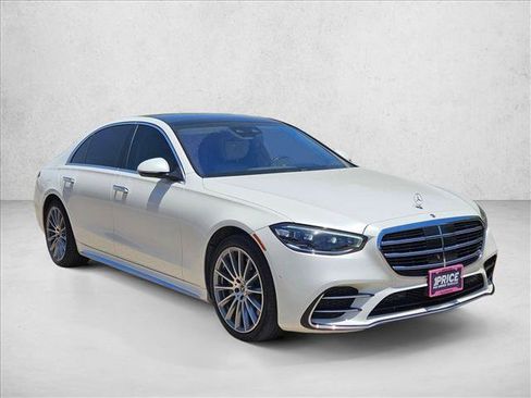 Used 2023 Mercedes-Benz S 500 4MATIC image 3