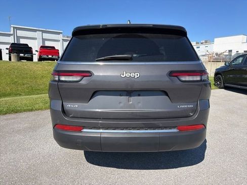 Used 2024 Jeep Grand Cherokee L Laredo AWD/4WD image 5