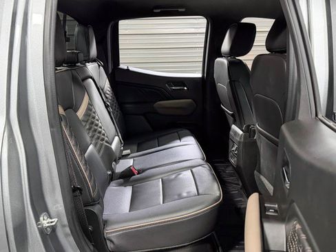 Used 2023 GMC Canyon Denali image 22