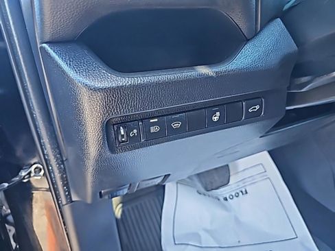 Used 2024 Toyota RAV4 XLE Premium image 21