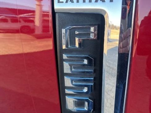 Used 2022 Ford F250 Lariat w/ Lariat Value Package image 10