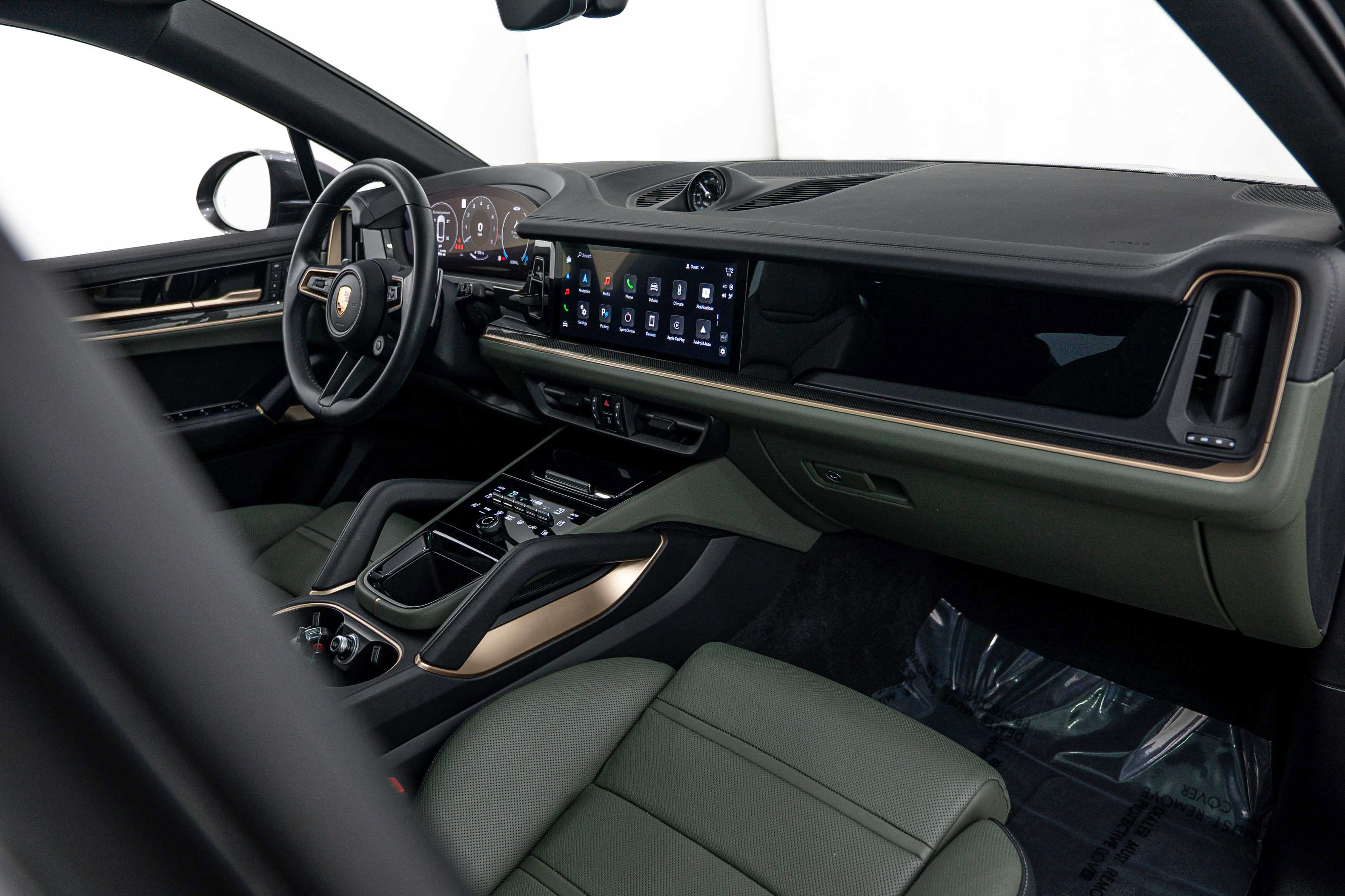 Certified 2024 Porsche Cayenne S AWD/4WD image 12