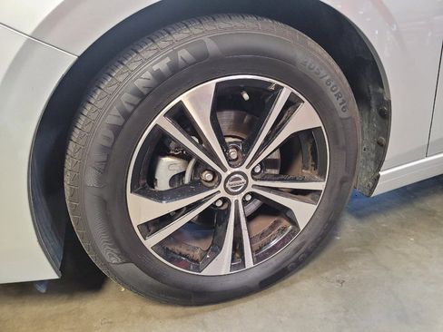 Used 2023 Nissan Sentra SV w/ All-Weather Package FWD image 31