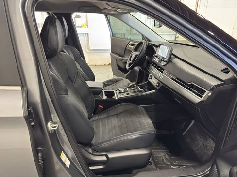 Used 2022 Mitsubishi Outlander SE AWD/4WD image 29