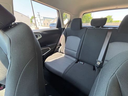 Used 2025 Kia Soul LX w/ LX Technology Package FWD image 38