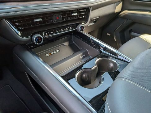 New 2026 Chevrolet Tahoe Premier w/ Sun And Tow Package RWD image 29