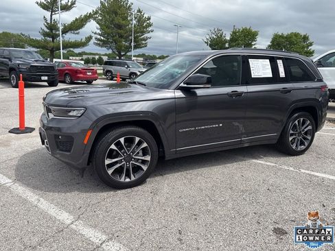 Used 2025 Jeep Grand Cherokee Overland w/ Adv Protech Group III AWD/4WD image 15