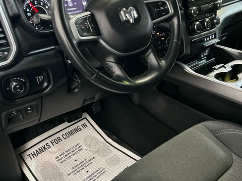 Used 2022 RAM 1500 Big Horn AWD/4WD image 9