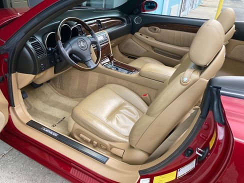 Used 2008 Lexus SC 430 Convertible RWD image 14