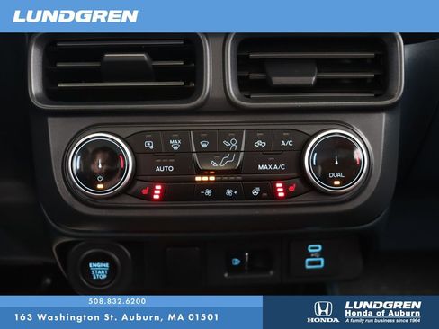 Used 2024 Ford Maverick Lariat image 23