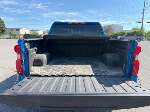 Used 2023 Chevrolet Silverado 1500 LTZ w/ LTZ Premium Package AWD/4WD image 41