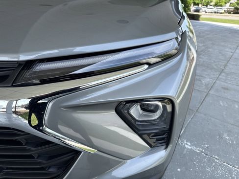 Used 2025 Chevrolet TrailBlazer LT image 5