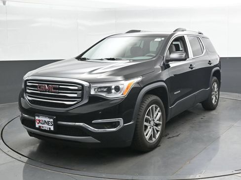 Used 2017 GMC Acadia SLE FWD image 6