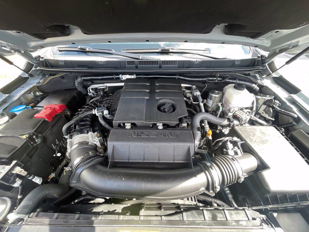 Certified 2024 Nissan Frontier PRO-4X w/ Pro Convenience Package AWD/4WD image 40