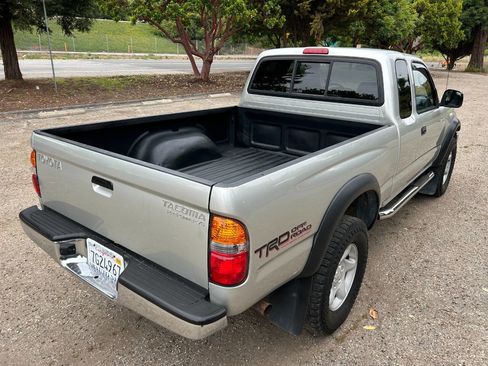 Used 2003 Toyota Tacoma PreRunner image 15