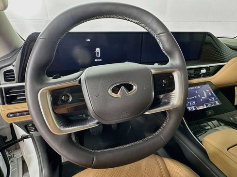 Certified 2026 INFINITI QX80 Luxe AWD/4WD image 14