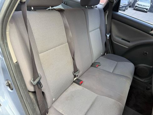 Used 2005 Toyota Matrix FWD image 8
