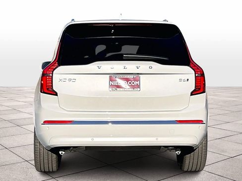 New 2026 Volvo XC90 B6 Ultra w/ Protection Package image 6
