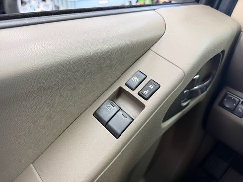 Used 2017 Nissan Frontier SV RWD image 11