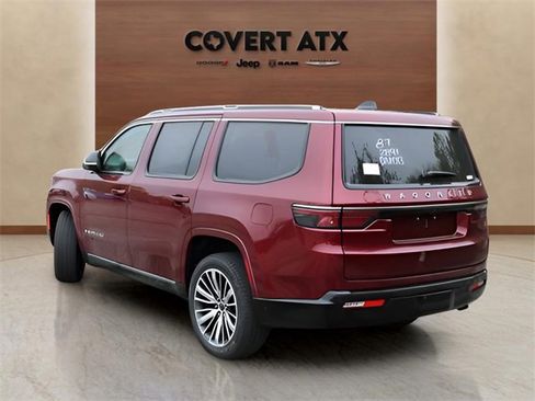 New 2025 Jeep Wagoneer Series II image 3