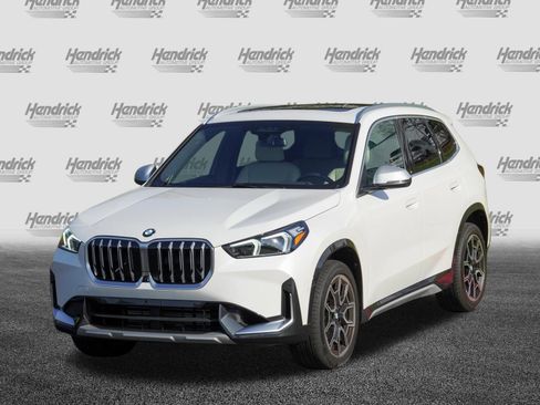 Used 2023 BMW X1 xDrive28i w/ Premium Package AWD/4WD image 5