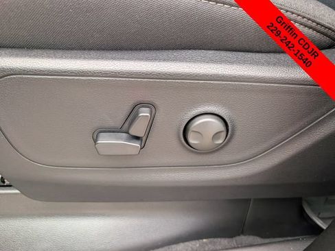 New 2026 RAM 1500 Big Horn AWD/4WD image 15