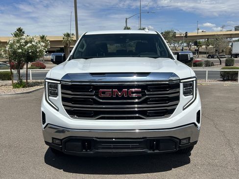 Certified 2024 GMC Sierra 1500 SLT image 8