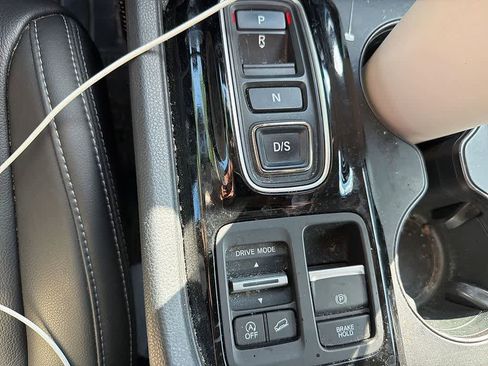 Used 2023 Honda Pilot EX-L image 25