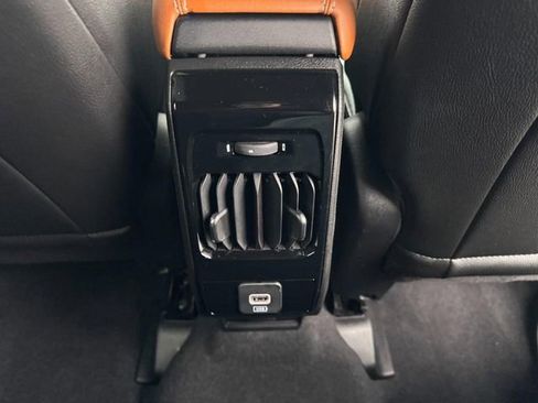 Used 2024 Jeep Compass Limited image 16