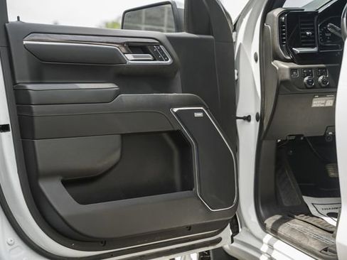 Used 2023 Chevrolet Silverado 1500 LTZ w/ LTZ Convenience Package II AWD/4WD image 43