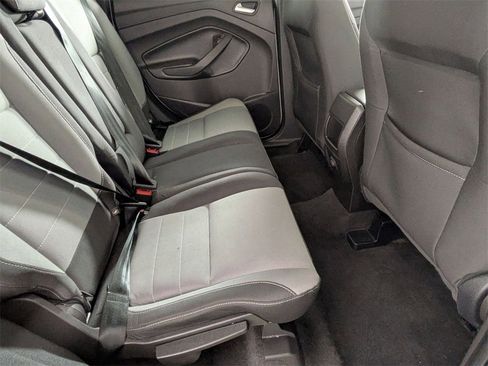 Used 2016 Ford Escape SE image 27