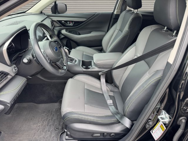 Used 2025 Subaru Outback Onyx Edition XT AWD/4WD image 10